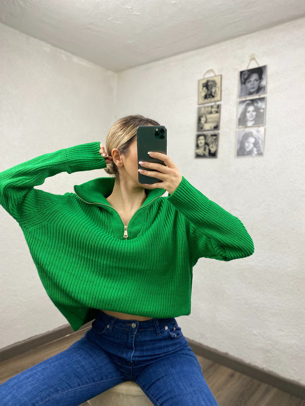 Pullover mit hohem Stehkragen grün